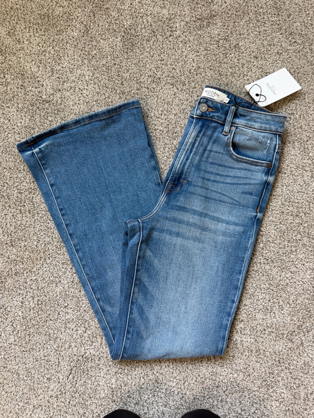 Hidden Jeans - Picture 5 of 6